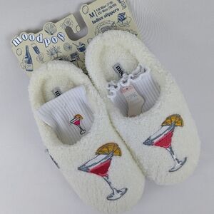 Cosmopolitan Slippers Sherpa Embroidered Memory Foam Slip On Ivory M (7/8) NWT
